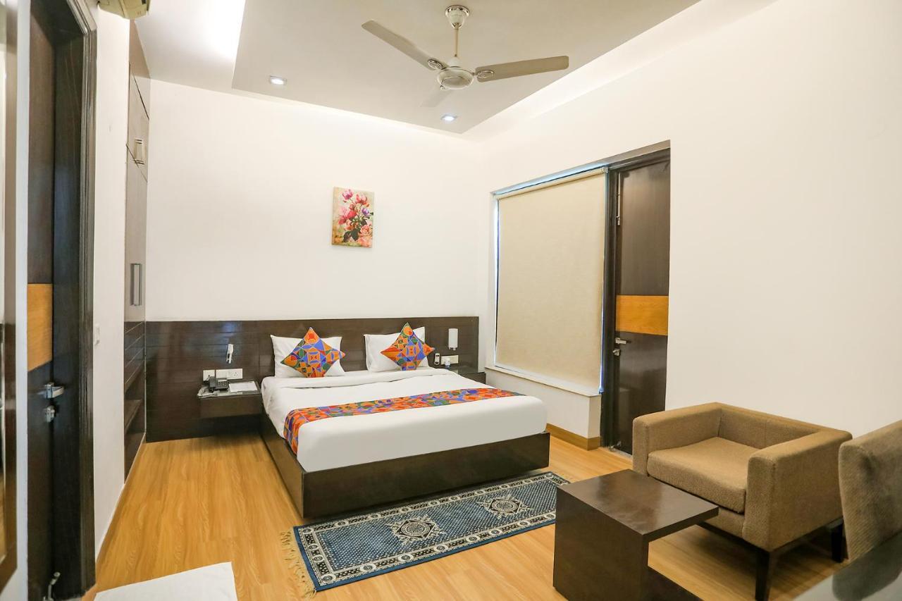 Fabhotel Rivlet Residency Gurgaon Exterior foto